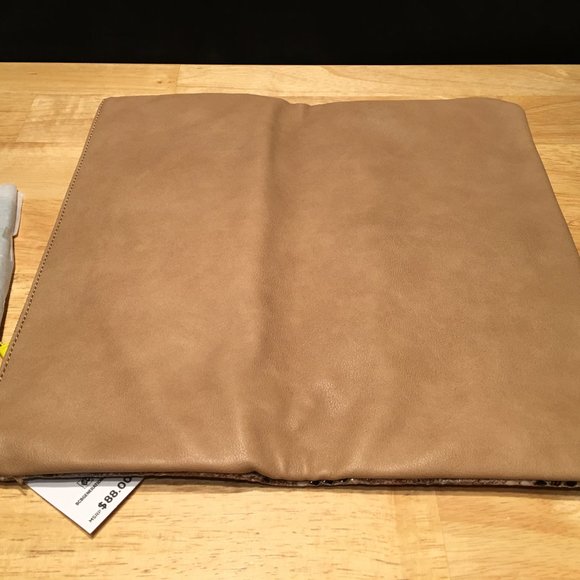 BCBGeneration Ready To Roll Foldover Clutch Dark Nude Snake Prints New With Tag - Picture 7 of 16